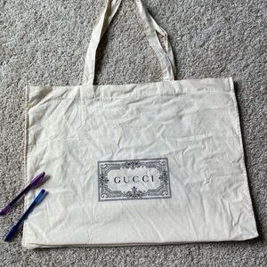 🍉 Gucci linen tote